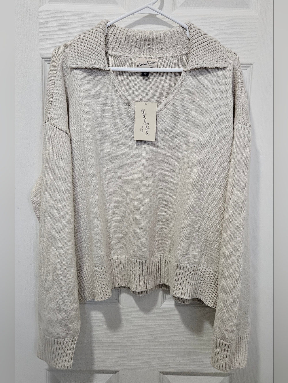 Universal Thread Cream V-Neck Collared Sweater